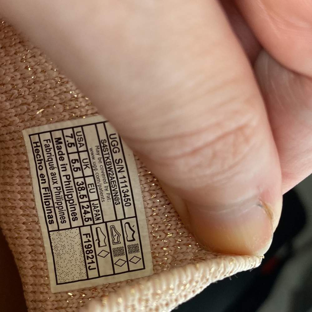 Ugg pink Knit Slip-On - Picture 6 of 6